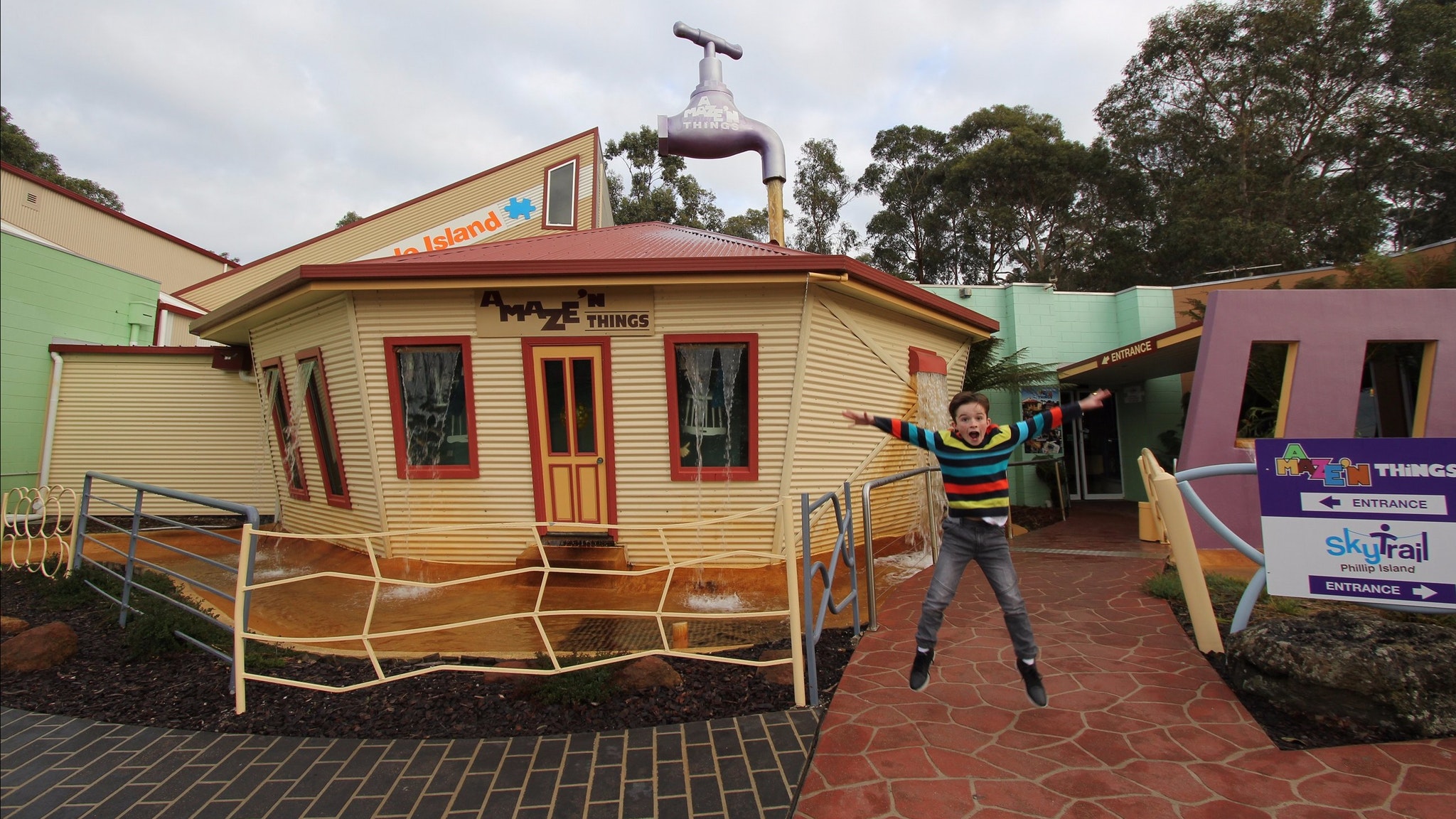 Phillip Island Amazen Things